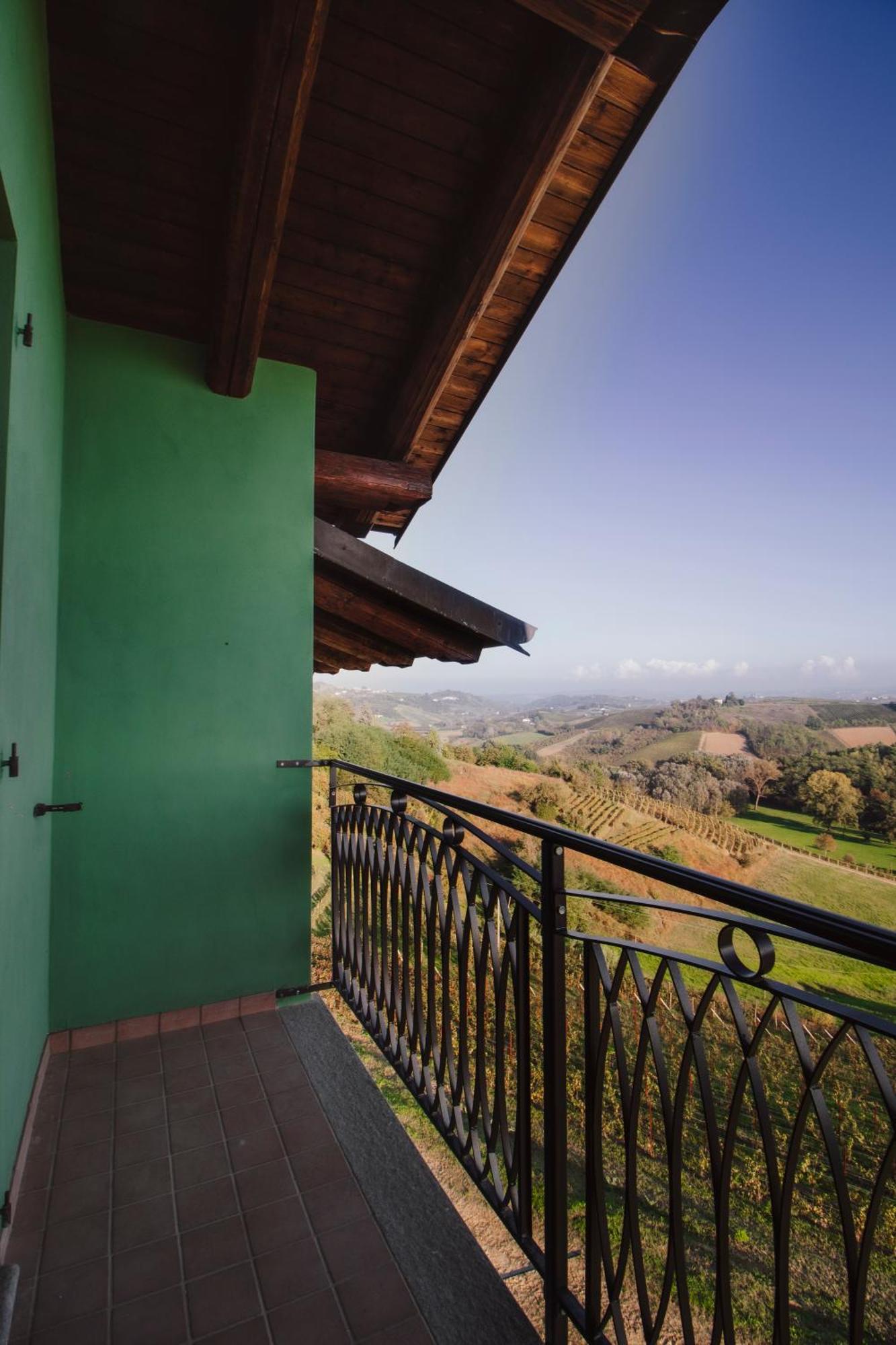 Agriturismo Cascina Reggio Castelnuovo  Exterior foto